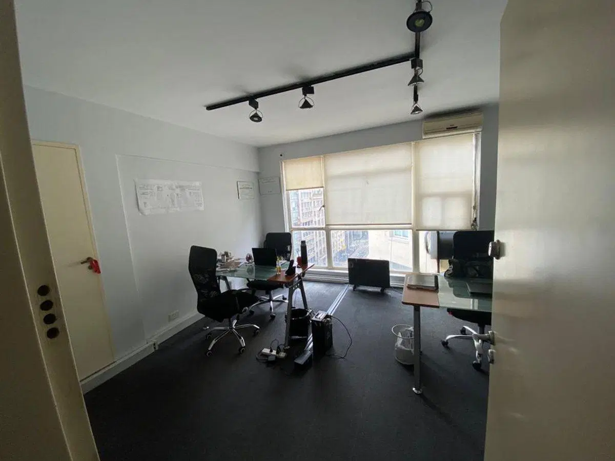 OFICINA  138 m² AV. CORRIENTES SAN NICOLAS 2