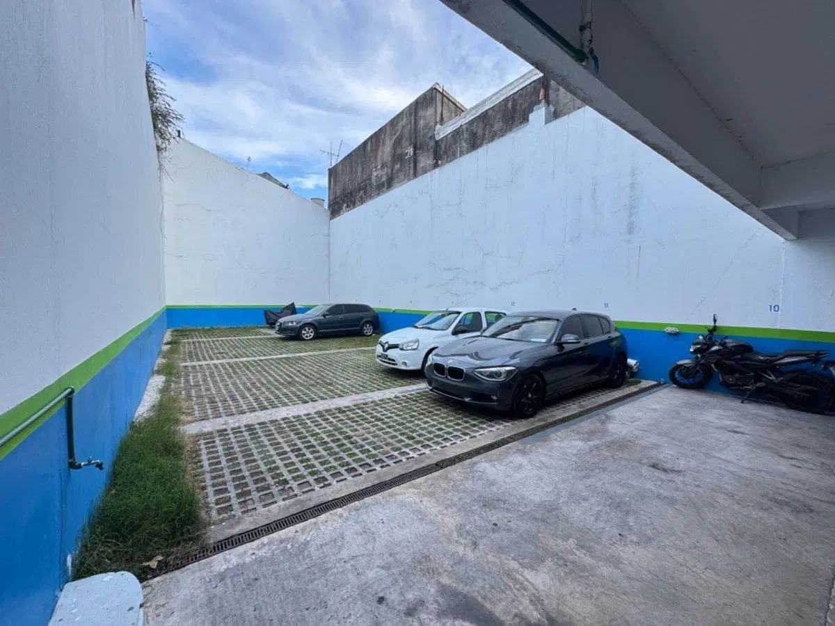 Cochera en venta en Boedo 2