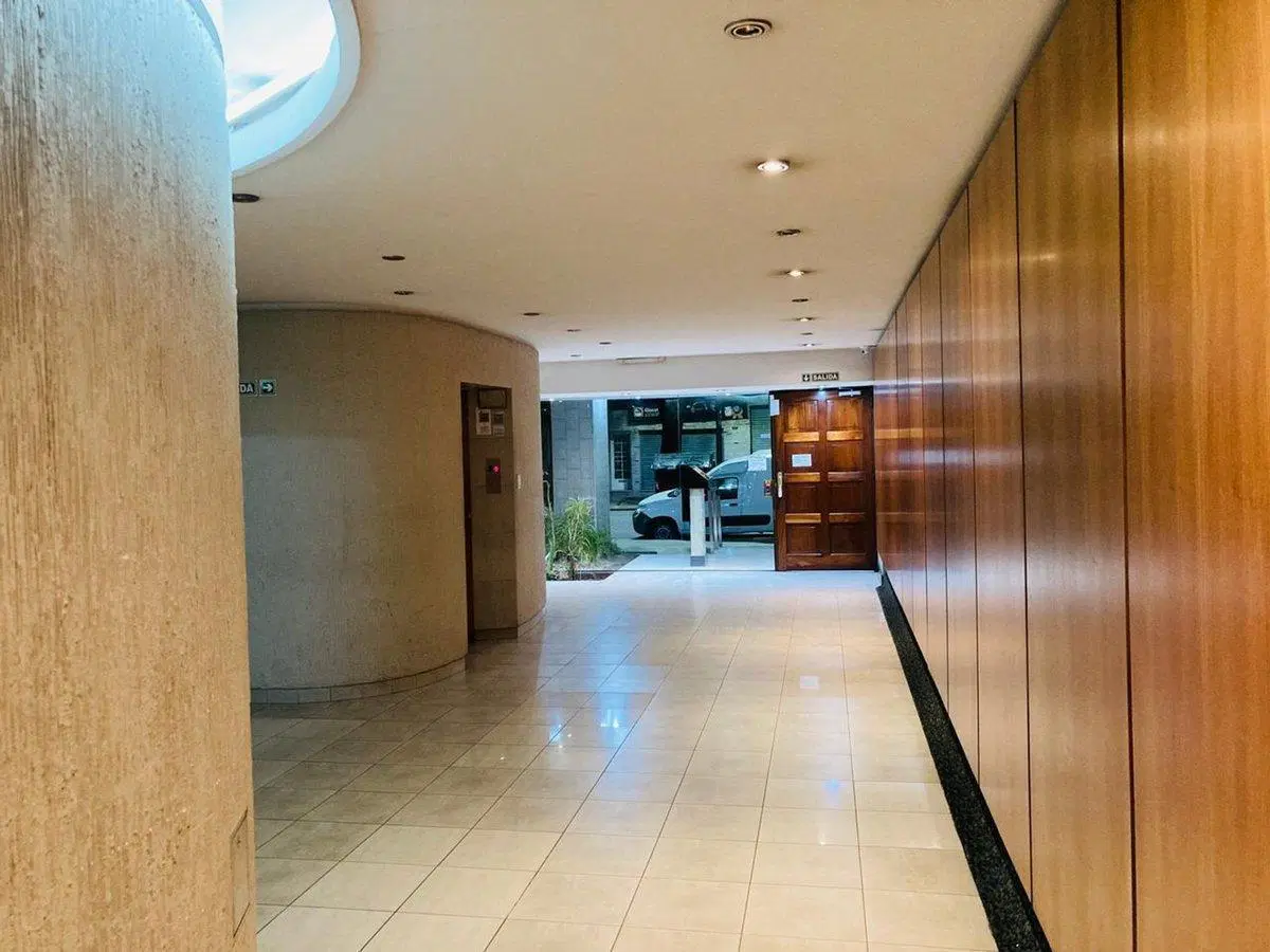 VENTA 4 AMBIENTES MONTE CASTRO PISO ALTO 2