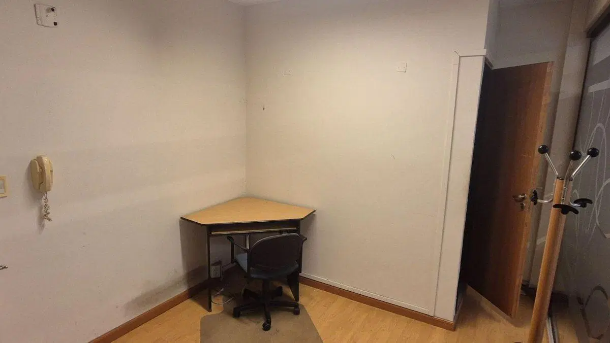 VENTA OFICINA CON DESPACHO OLIVOS 2
