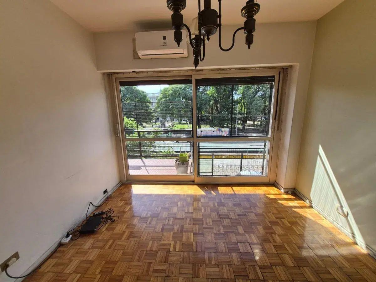 Venta departamento 4 ambientes c Balcon y Cochera 2