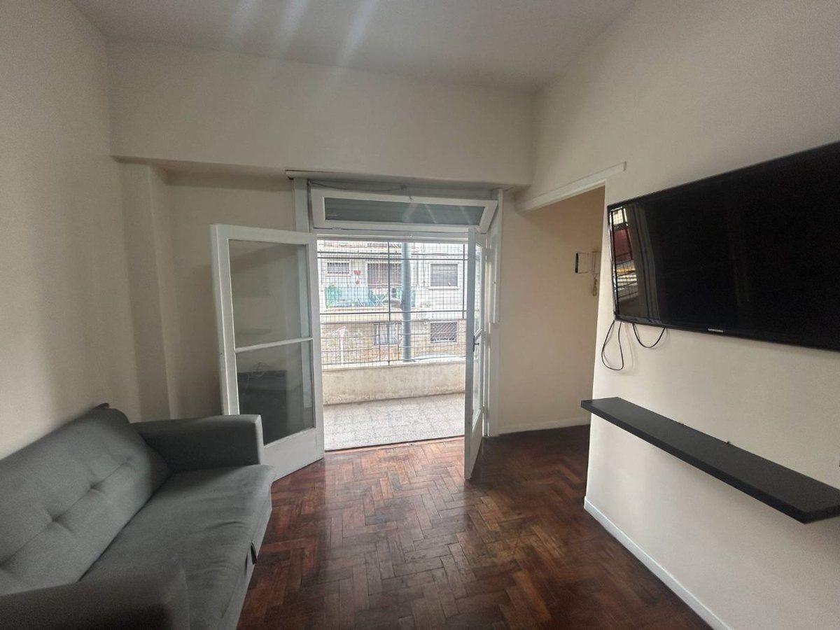 Foto de DEPARTAMENTO DE 2 AMB Y DOS BALCONES BALVANERA, imagen 1