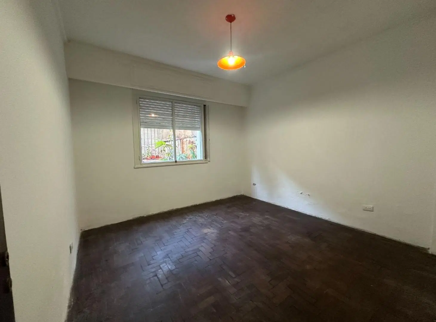 3 AMB con Patio en Planta Baja - FLORES 5