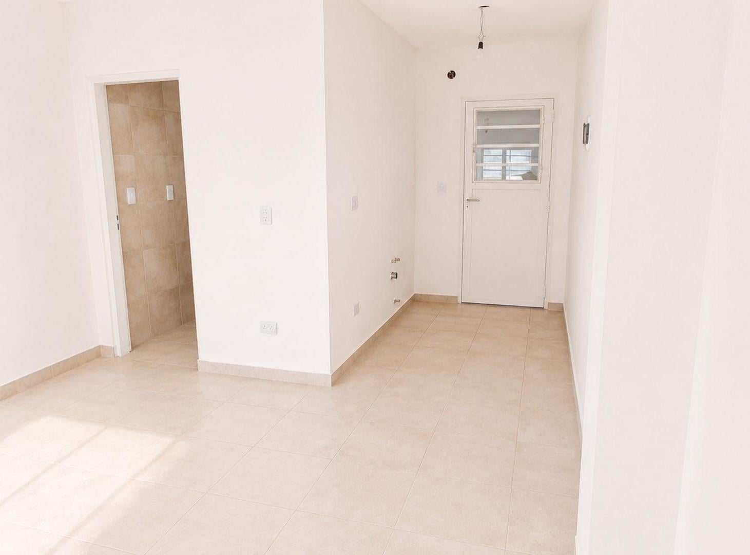 MONOAMBIENTE CON PATIO A ESTRENAR EN GERLI