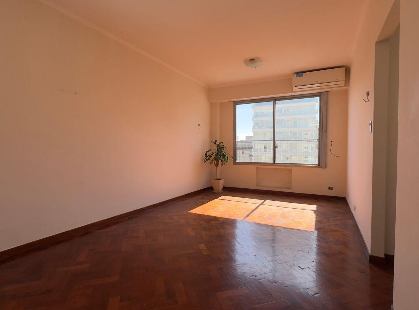 Foto de VENTA DEPARTAMENTO 2 AMBIENTES - PISO ALTO, imagen 2