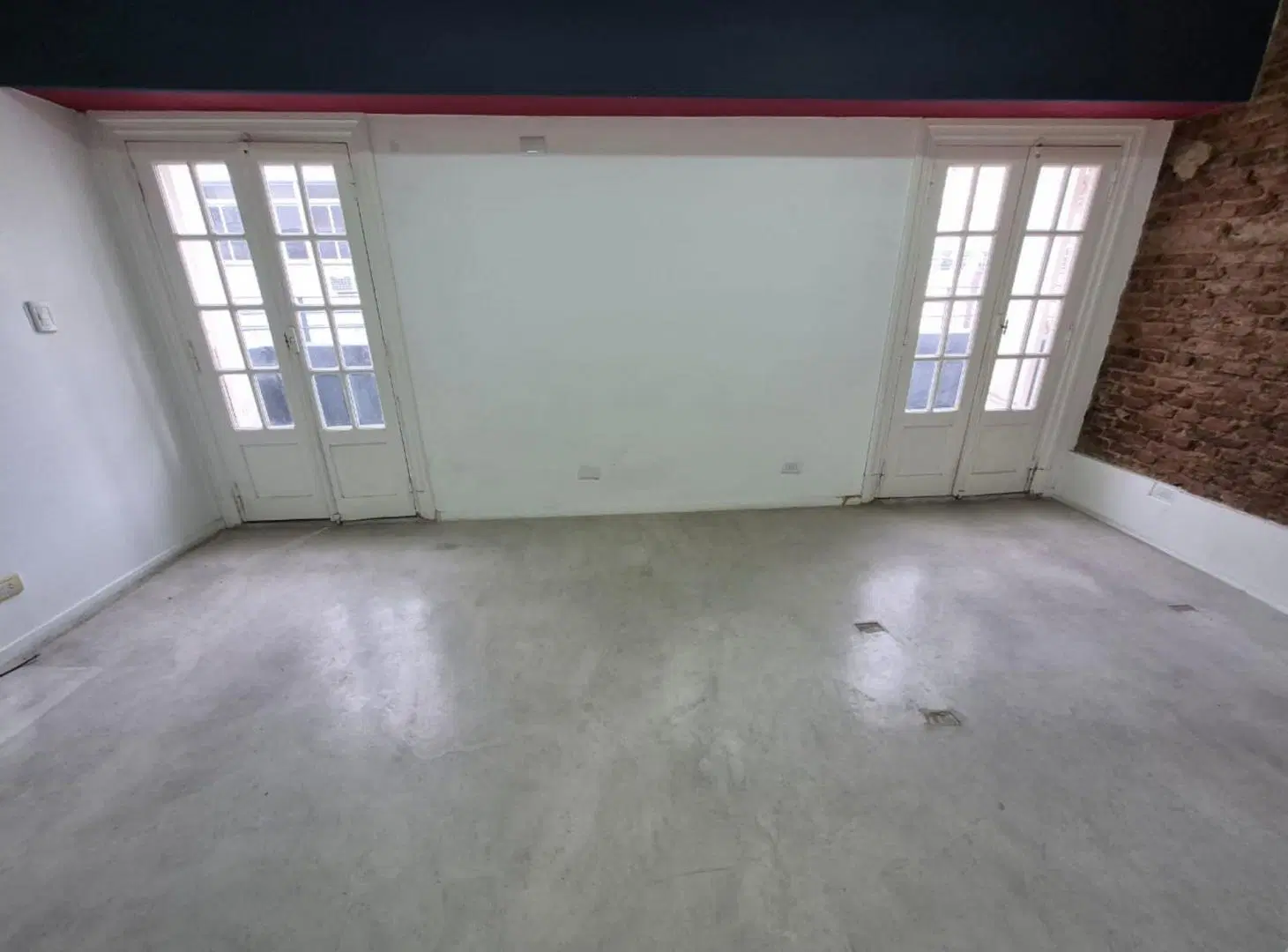 Venta de piso de 3 amb con balcon en B San nicolas 2