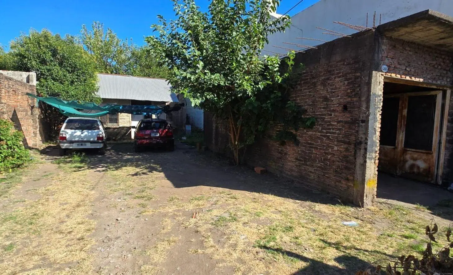 Lote 320 m2 en san justo con casa a refaccionar 3