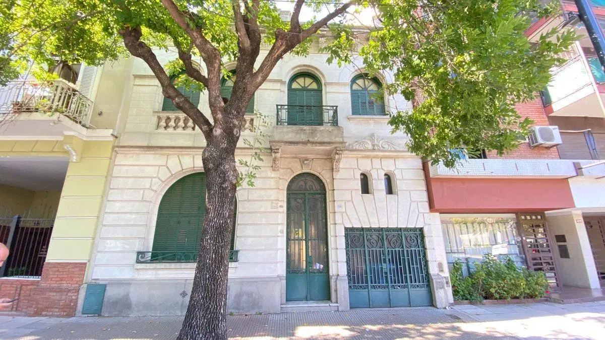 Casa en Venta - Villa Pueyrredon - 5 Amb - Jardin 4