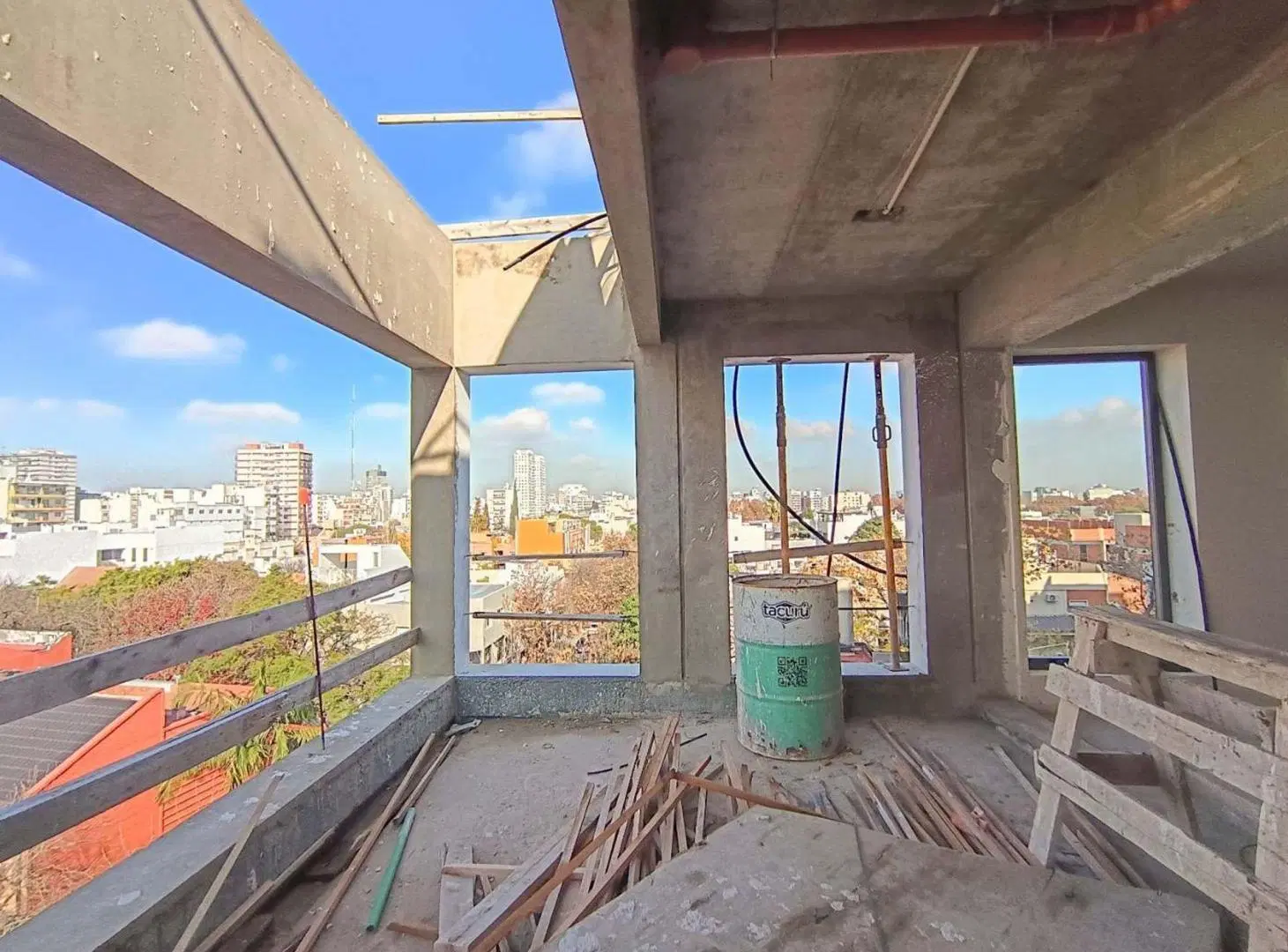 VENTA DEPTO  COLEGIALES BALCON PARRILLA COCHERA 2