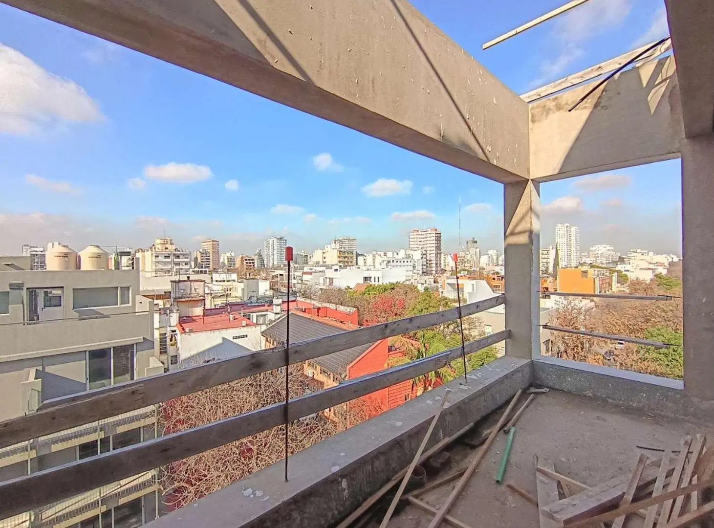 VENTA DEPTO  COLEGIALES BALCON PARRILLA COCHERA 5