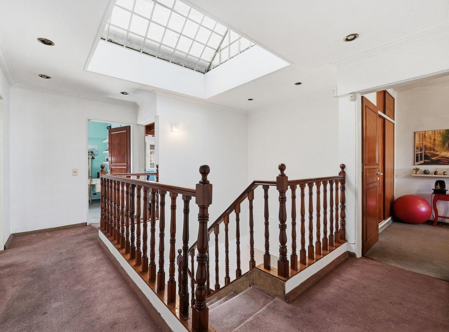 VENTA CASA LOTE PROPIO 6 AMBIENTES- VELEZ SARFIELD