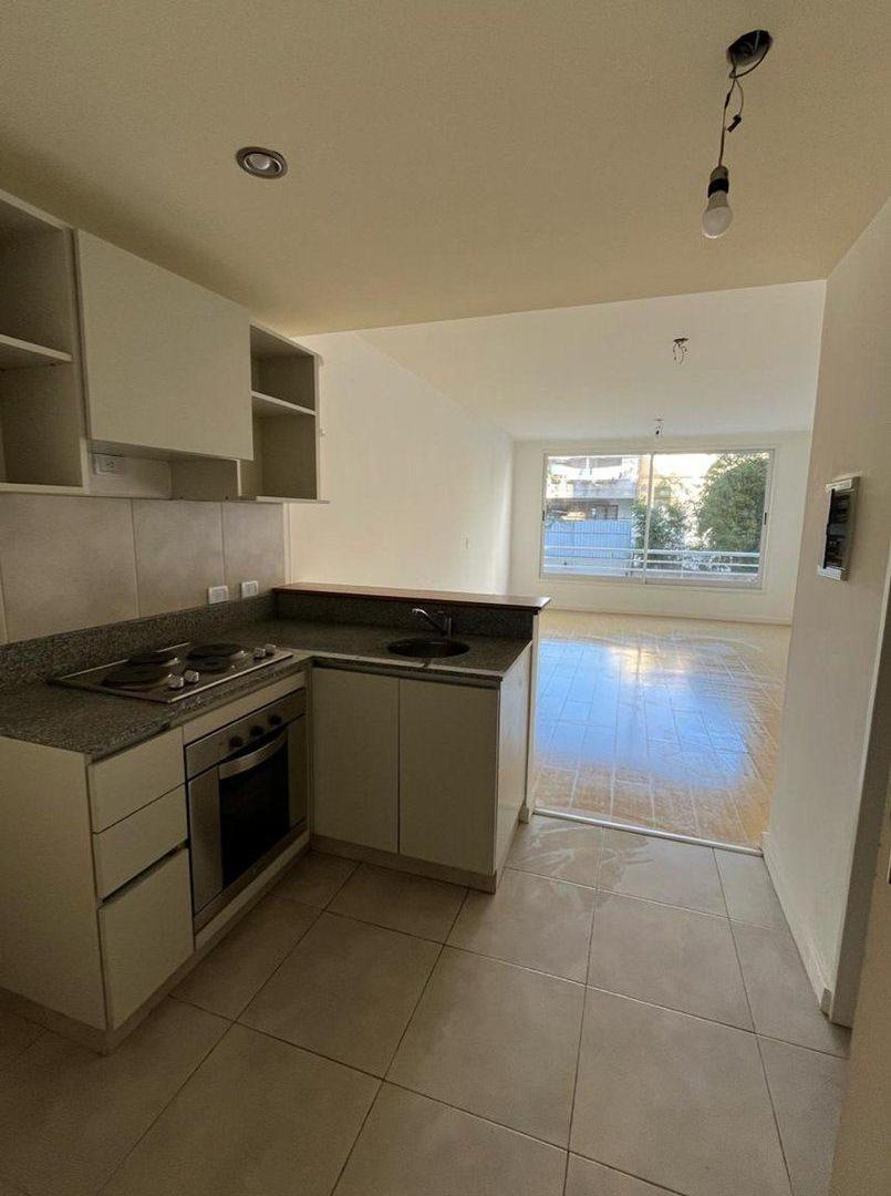 Foto de Venta con Renta Monoambiente divisible .Apto Prof, imagen 2
