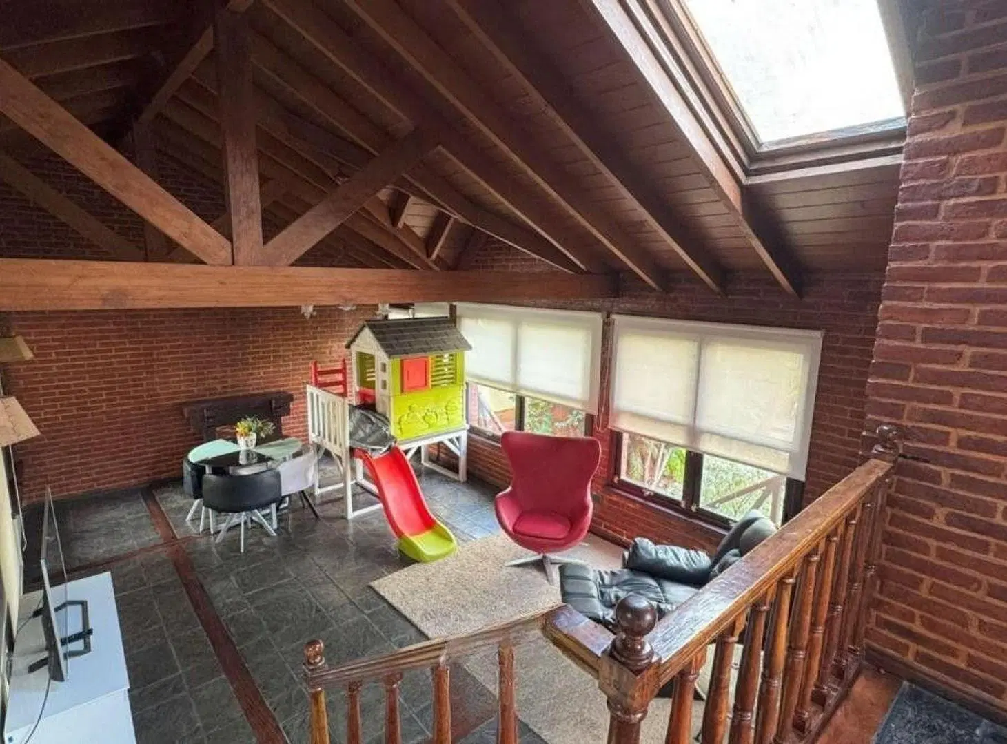 VENTA CASA CON PISCINA RAMOS MEJÍA 5