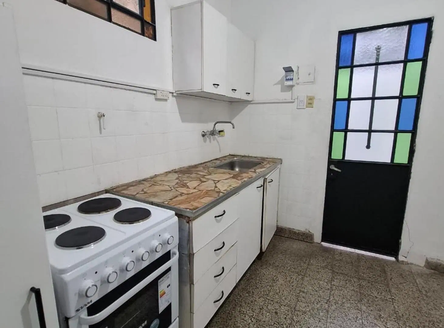ALQUILER PH 2 AMBIENTES S/EXPENSAS CIUDADELA PATIO 2