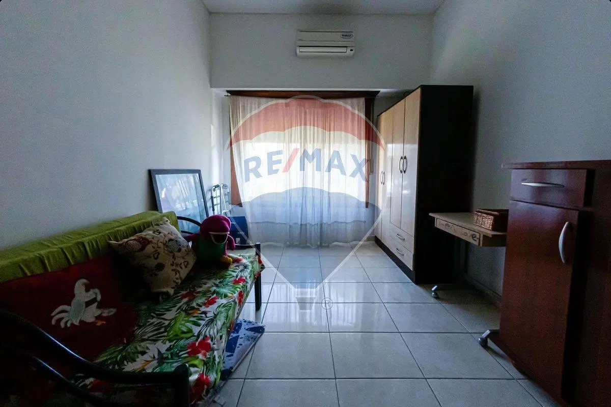 Casa en venta 4 amb en Morón C/quincho y garage 4