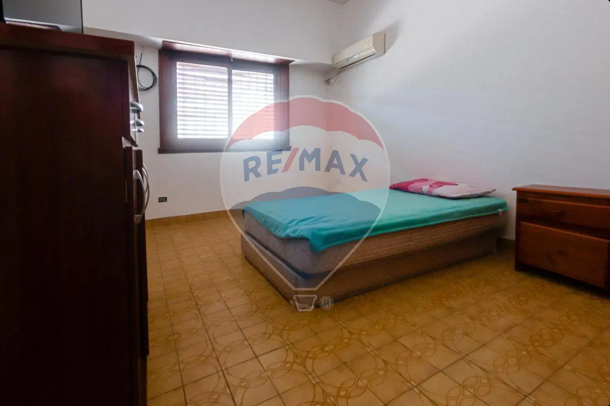 Casa en venta 4 amb en Morón C/quincho y garage 8