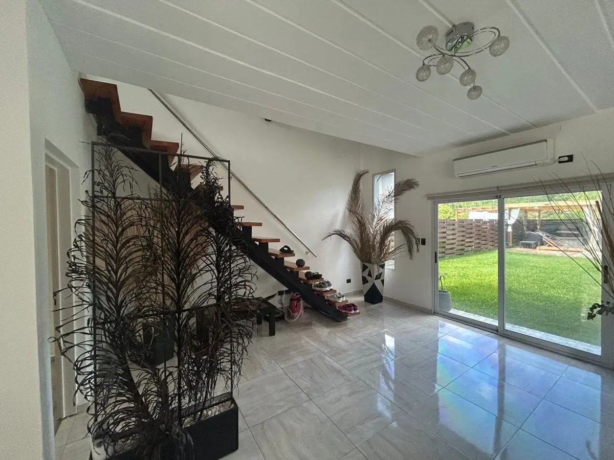 VENDE CASA 5 AMB B.CERRADO MASCHWITZ ACEPTAPERMUTA 5