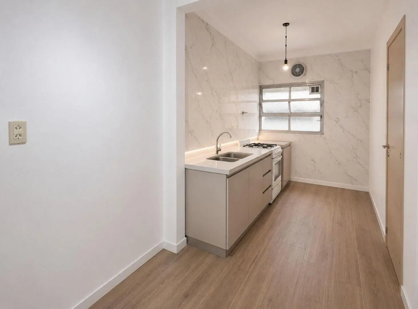 VENTA DEPTO 3 AMB CON BALCÓN REMODELADO, CABALLITO 3