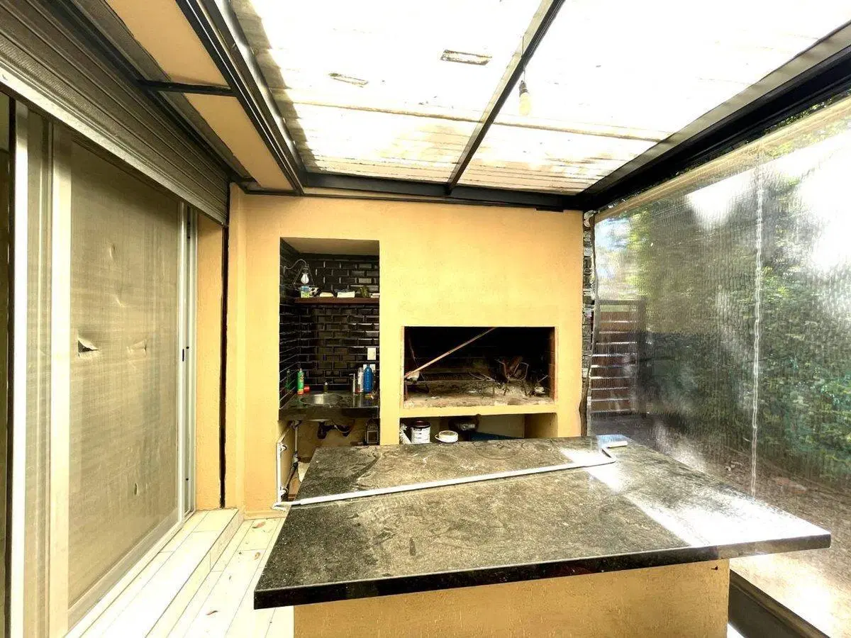 CASA EN VENTA 5 AMB Barrio Cerrado Paso del Rey 4