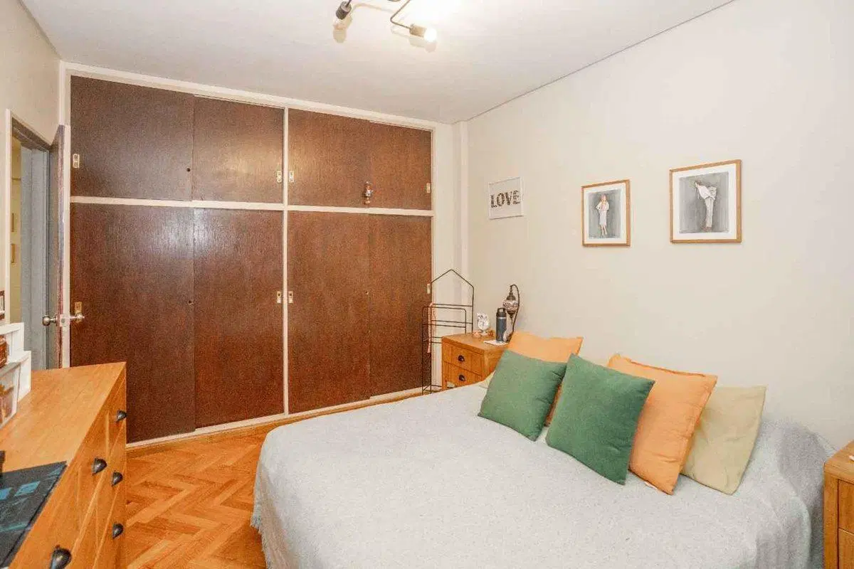 VENTA DEPTO 3 AMB CON PATIO EN COLEGIALES 2