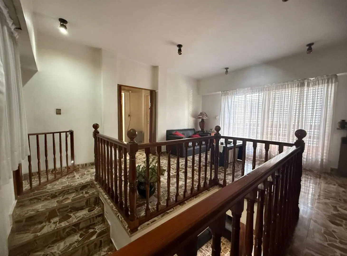 CASA LOTE PROPIO 260m2 - IDEAL VIVIENDA + TRABAJO! 5