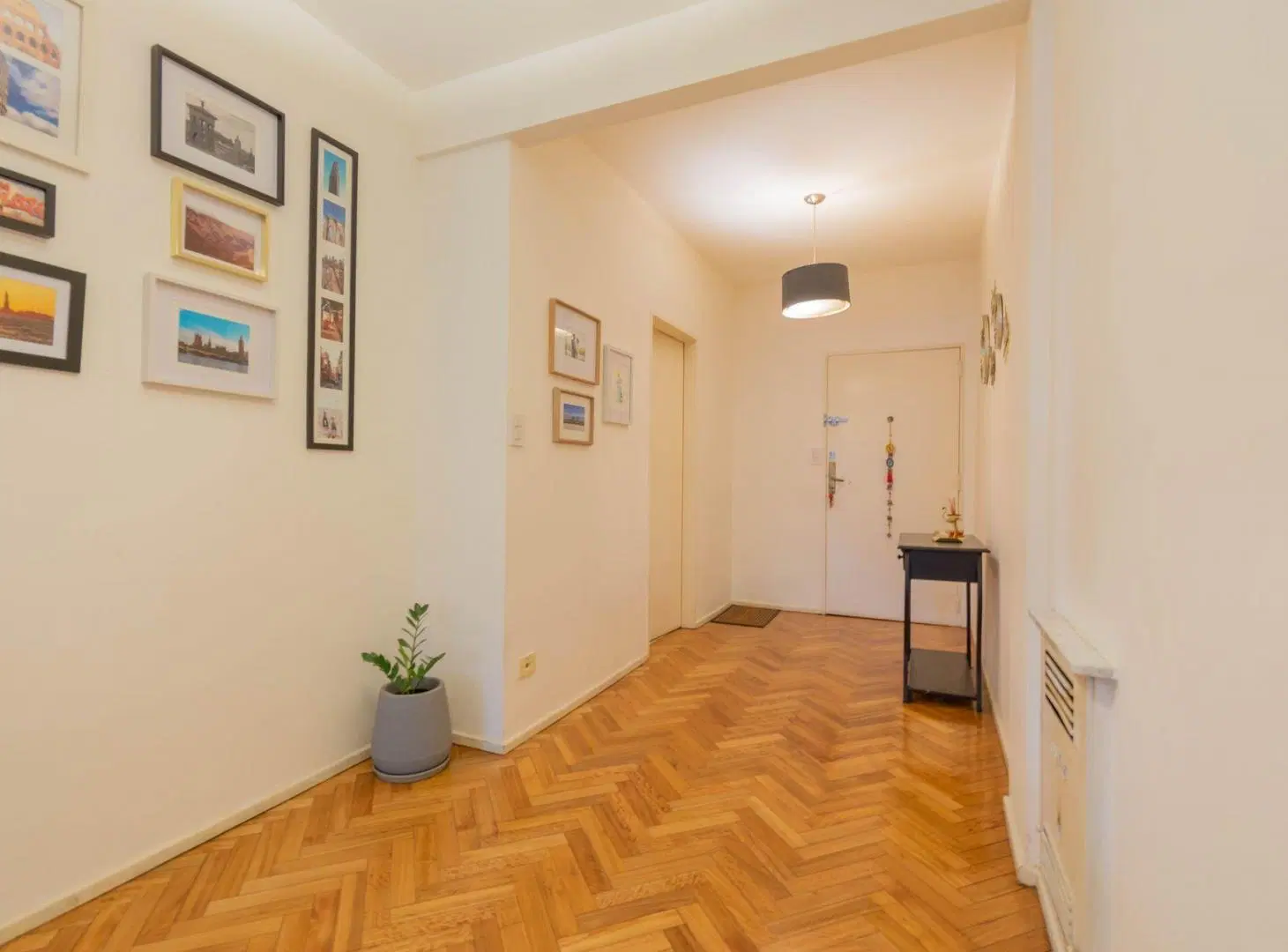 Venta amplio departamento de 3 amb con dep Almagro 3