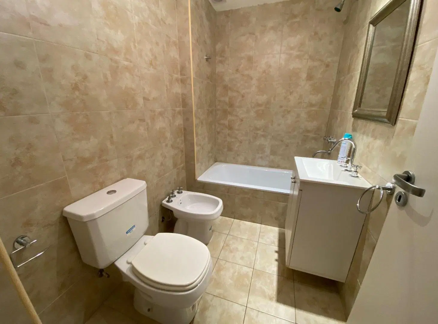 ALQUILER AMPLIO MONOAMBIENTE BALCON VILLA URQUIZA 5