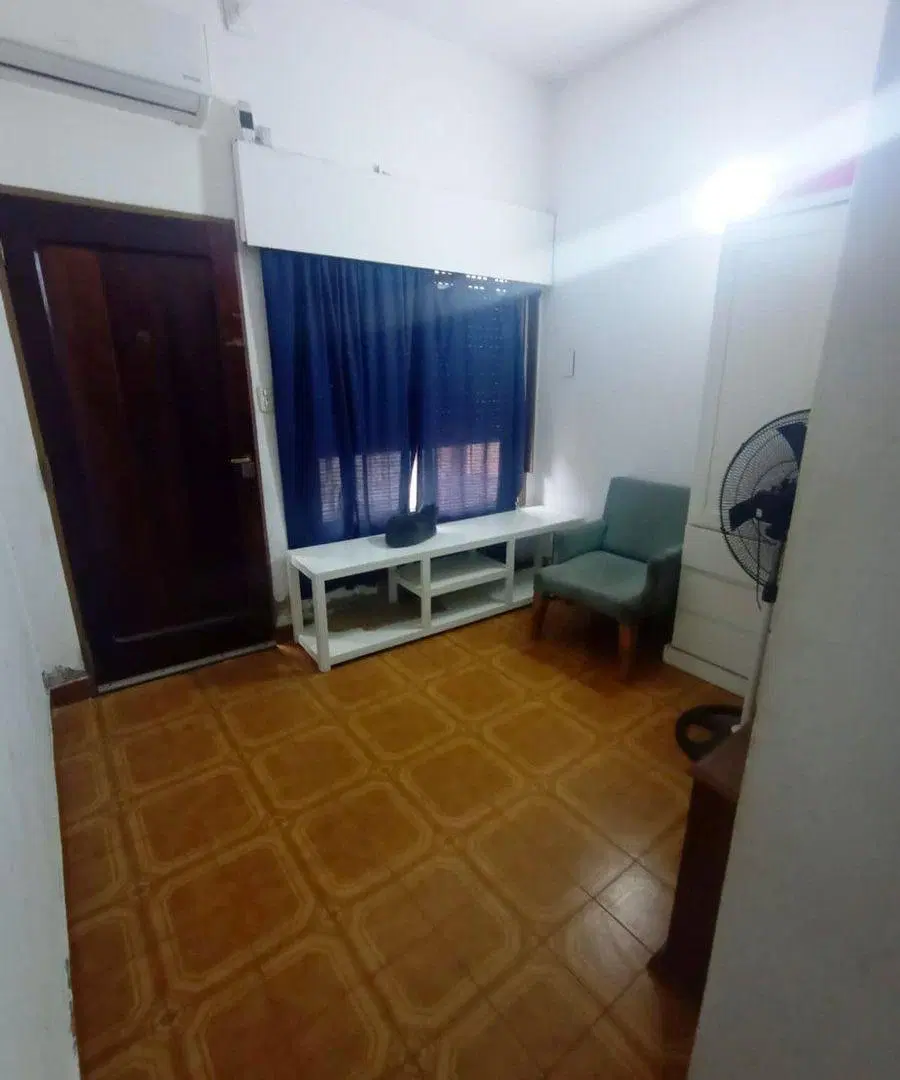 VENTA CASA CON GALPON SOBRE LOTE PROPIO -CASTELAR 3