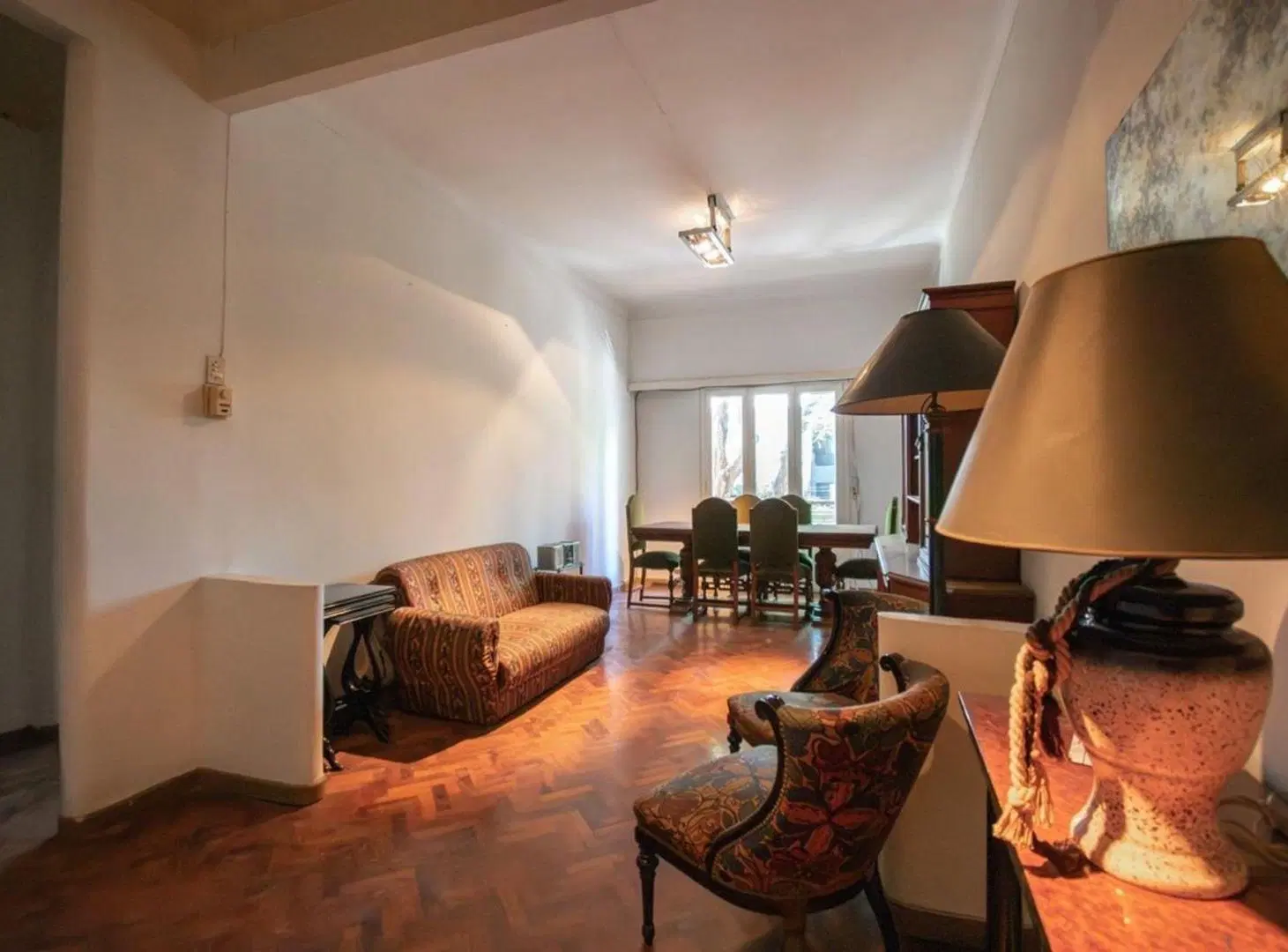 Venta 4 ambientes c/balcón, de época. Belgrano R 2