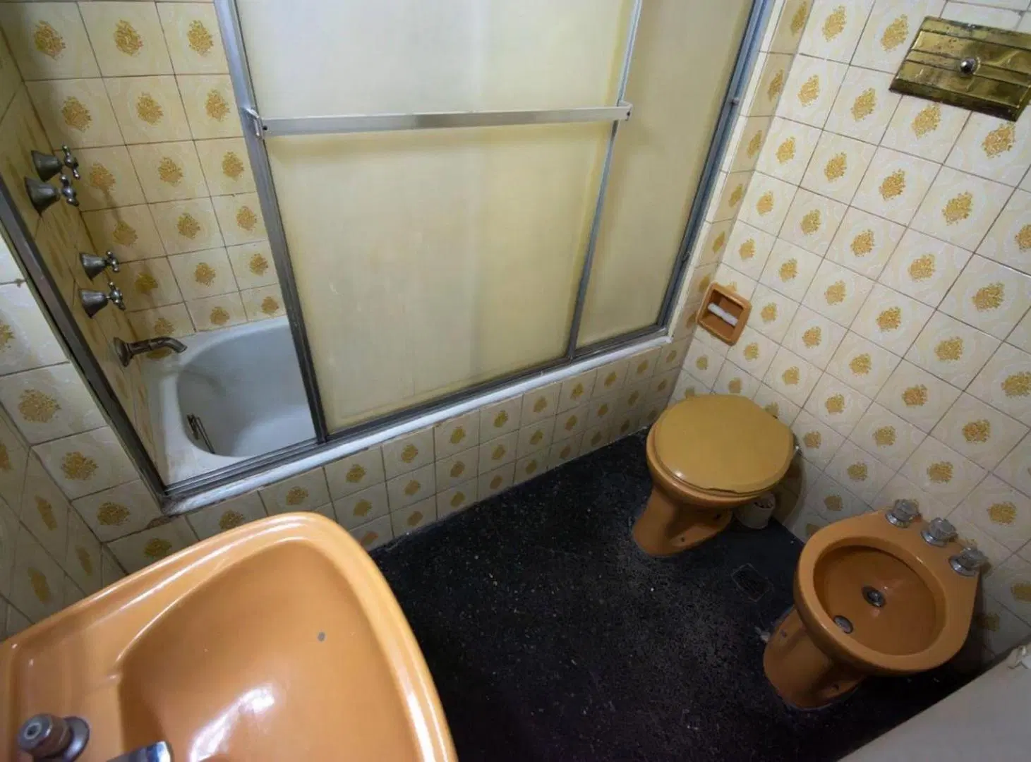 Venta 4 ambientes c/balcón, de época. Belgrano R 3