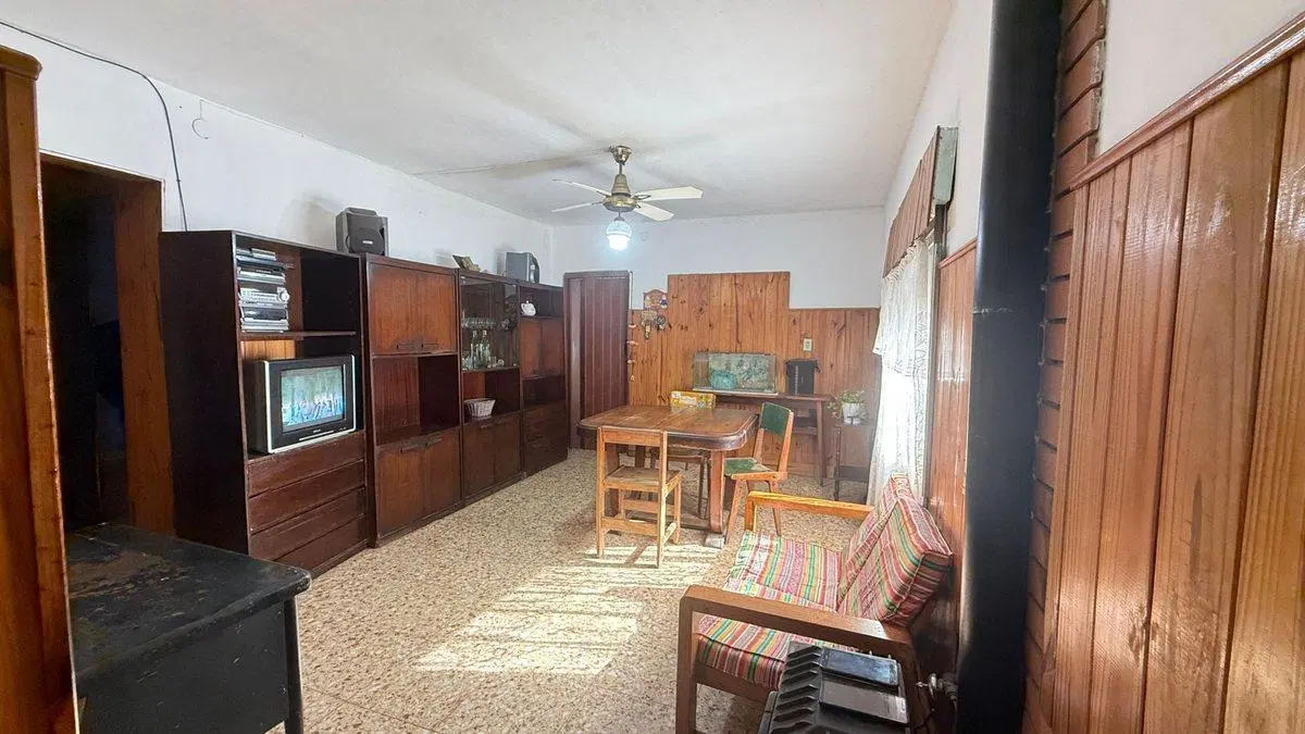 VENTA CASA LOTE PROPIO GRAN JARDIN R. DE ESCALADA 5