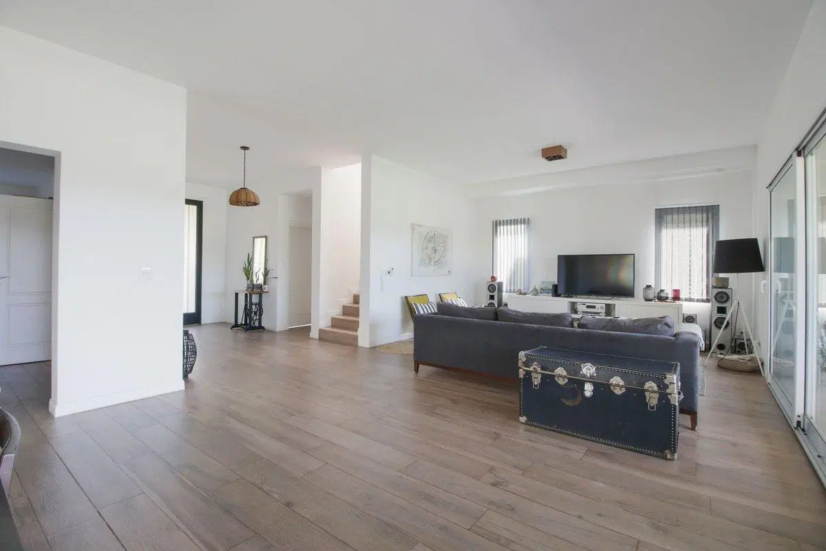VENTA CASA 6 AMB A LAGUNA EN BARRIO SAN FRANCISCO 3