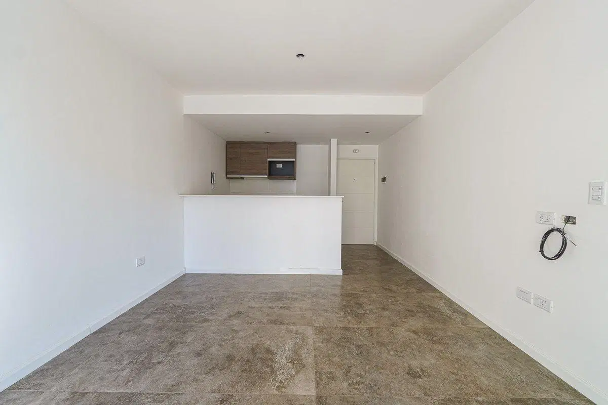 VENTA DEPARTAMENTO 2 AMBIENTES - CANNING CENTER 8