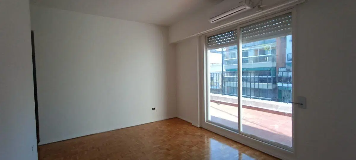 DPTO. 3 ambientes ALQUILER. Balcón terraza 8