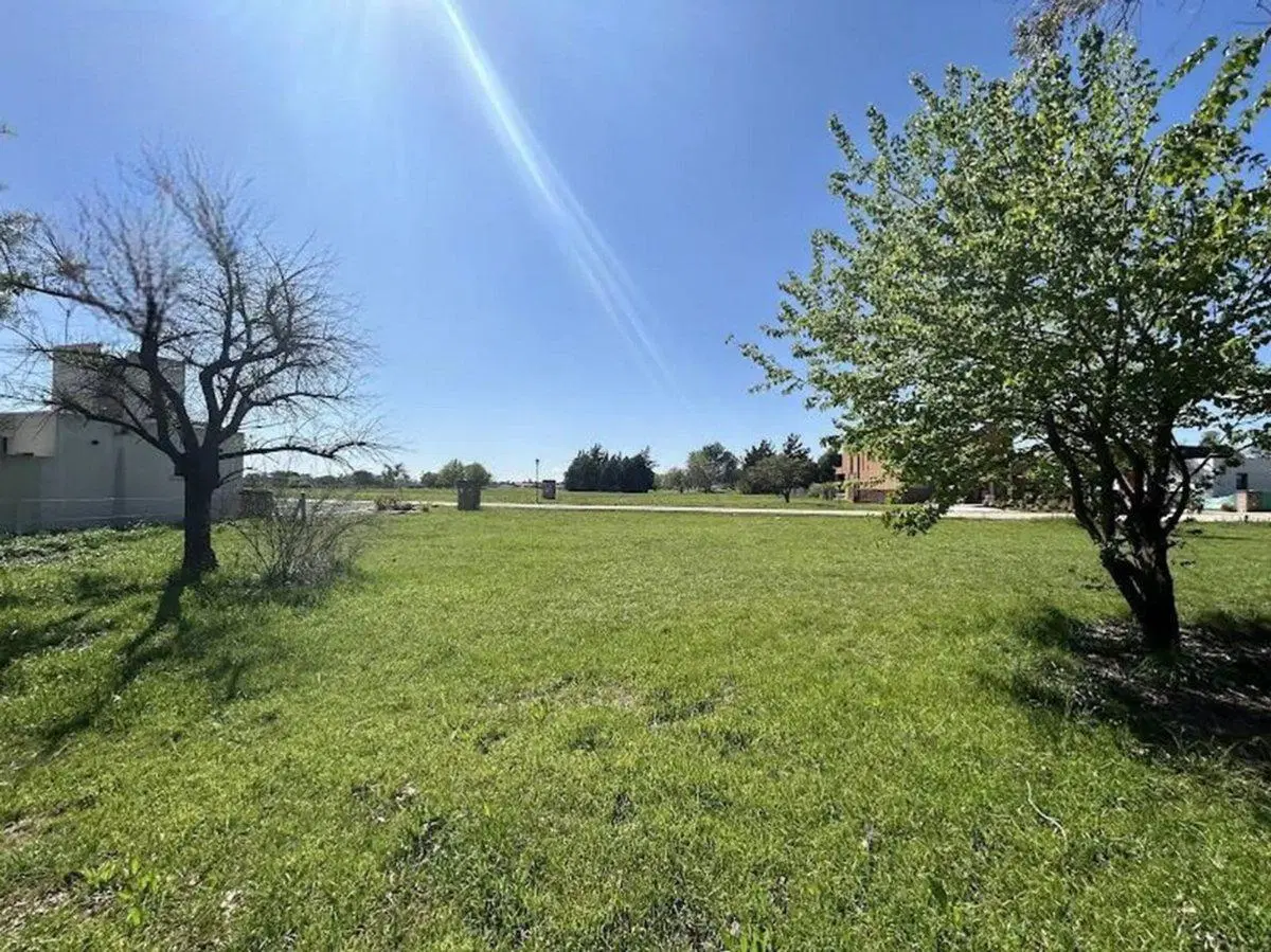 Venta Lote en Medal Country Club Pilar - PERMUTA 4