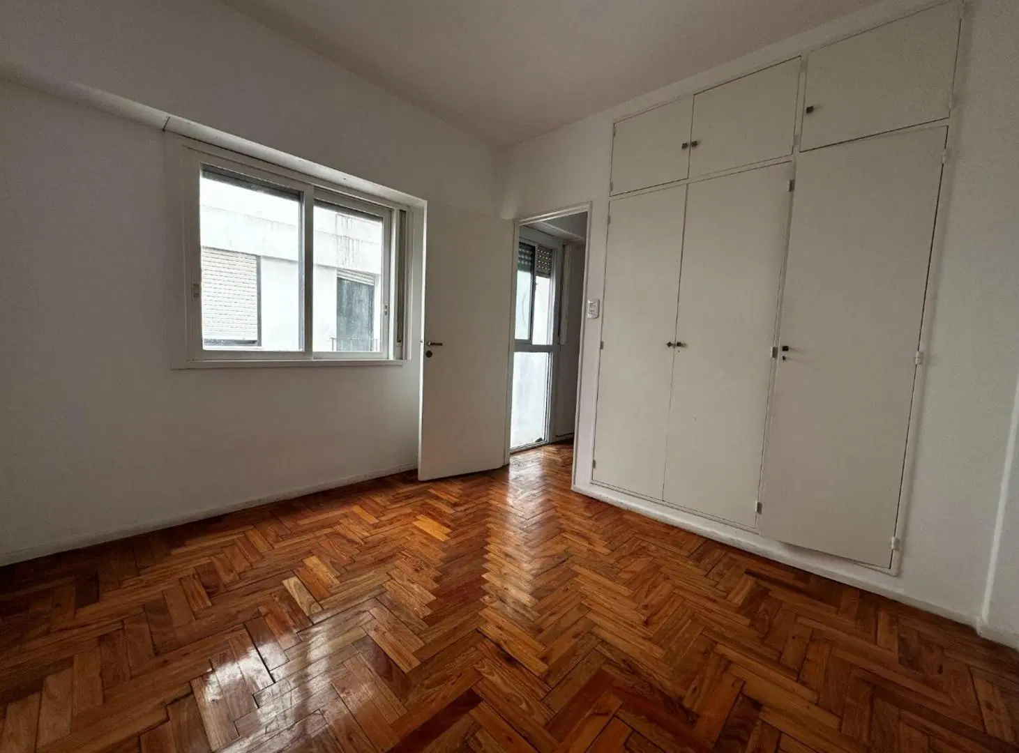 Alquiler departamento 2 ambientes, Monte Castro 2