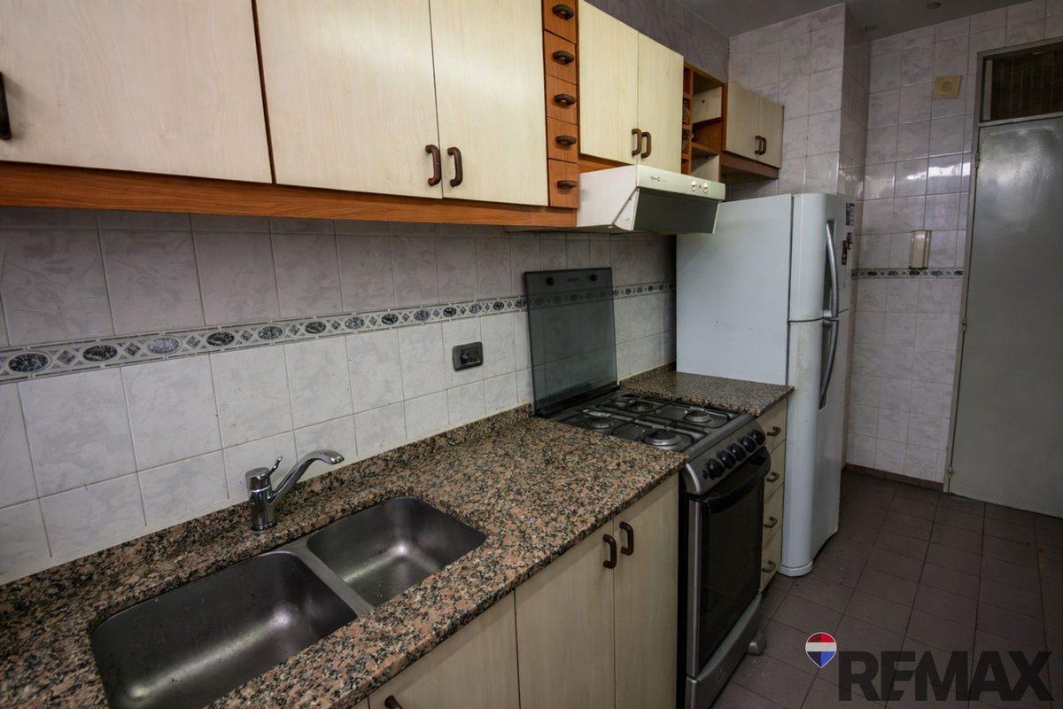 Foto de Venta 3 ambientes c/2 balcones. Colegiales, imagen 1