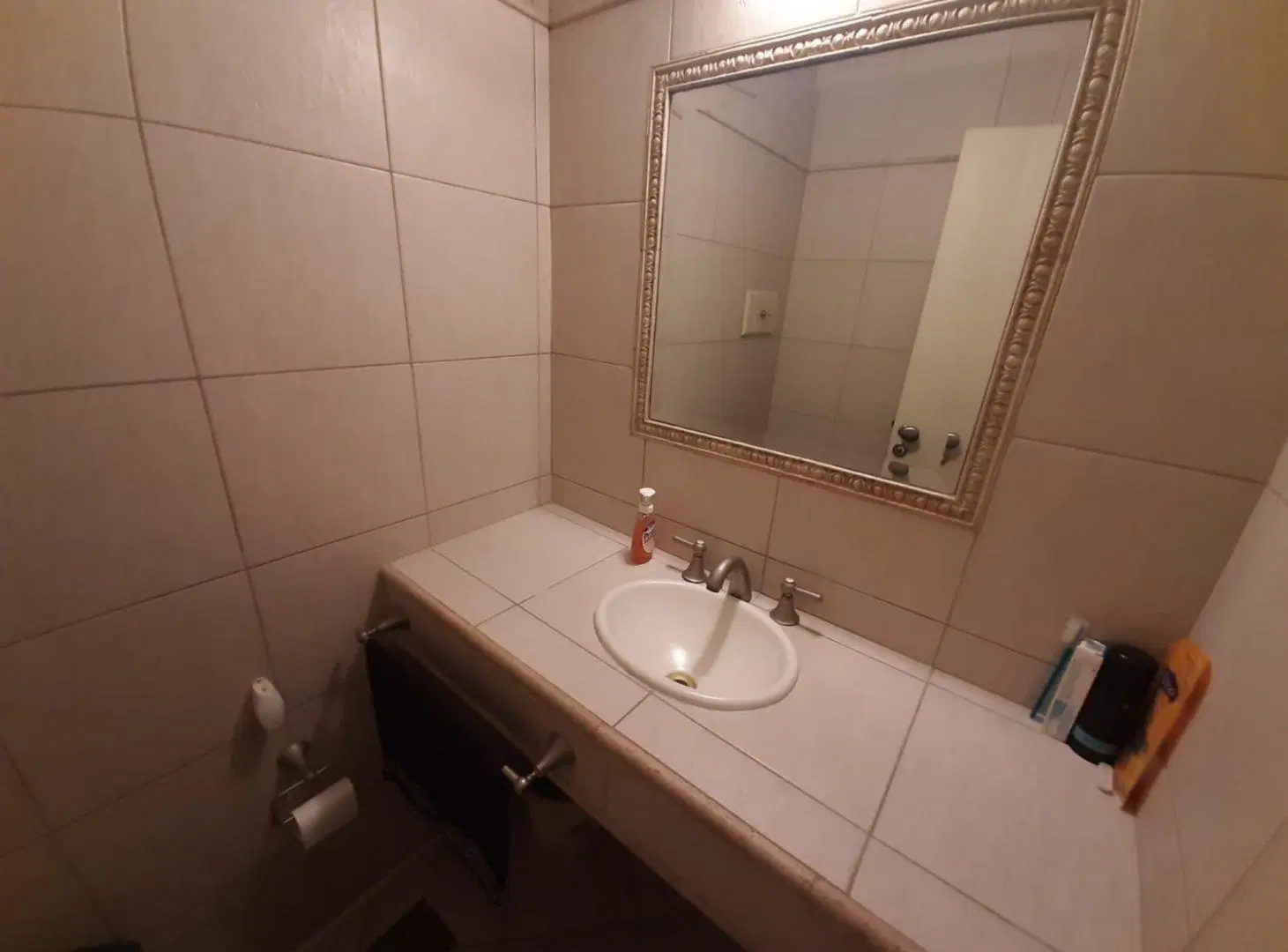 Venta de oficina en Juan Domingo Peron 1500 8