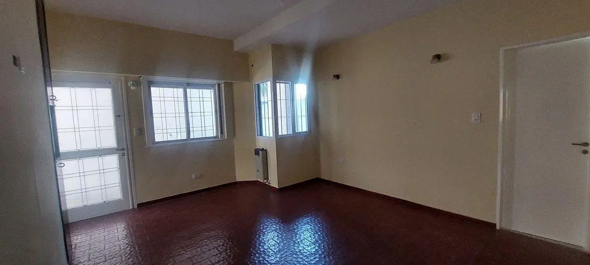PH en Venta -Olivos -2 Ambientes RECICLADO - Patio 3
