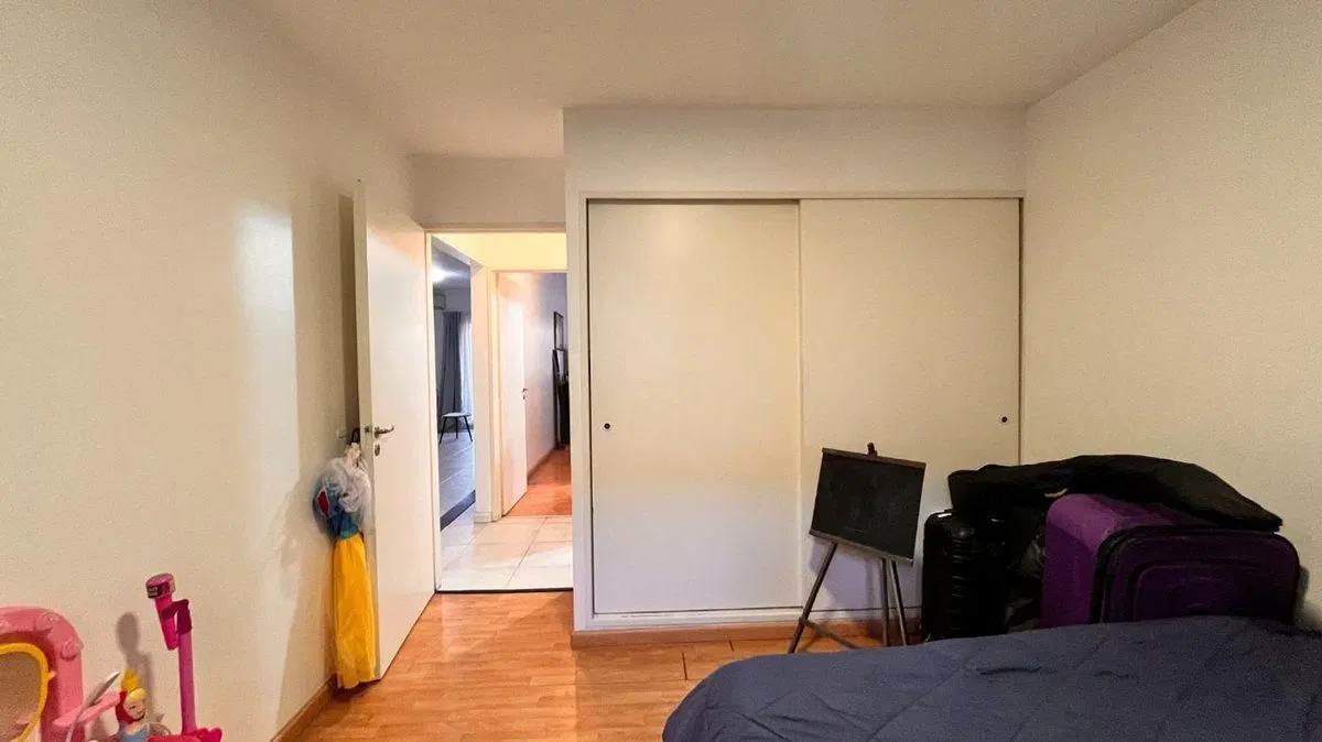 VENTA DPTO 3 AMB JARDIN COCHERA en PB. PILAR 8