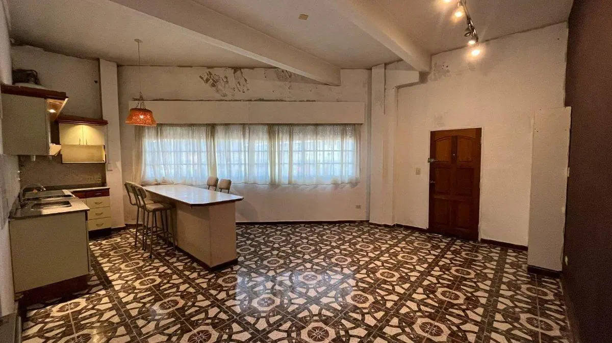 VENTA PH 4 AMBIENTES CON PATIO EN BARRACAS 4