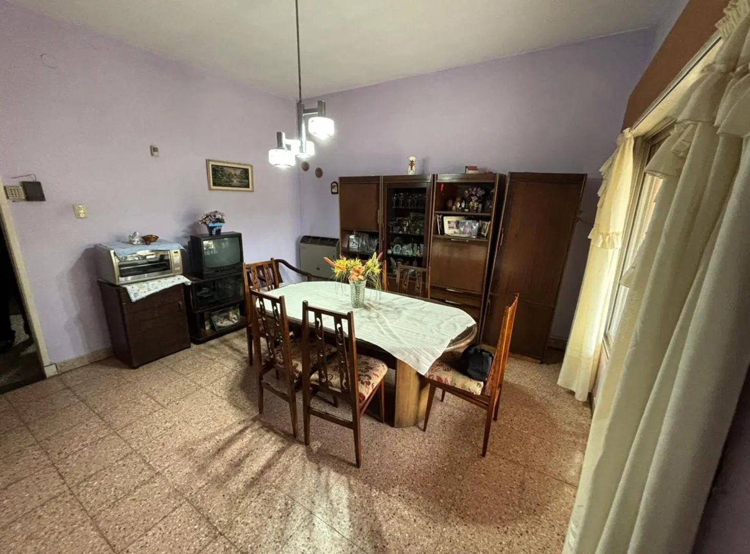 Casa 3 amb quincho y garage en venta en Hurlingham 2