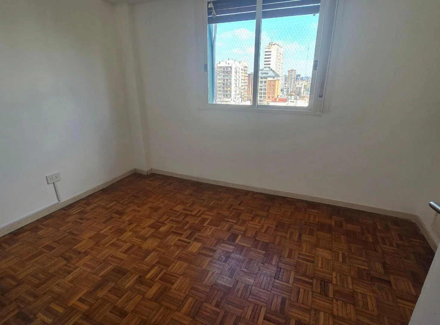 VENTA DEPTO 2 AMB AMPLIO BELGRANO CON LAVADERO LUZ 8