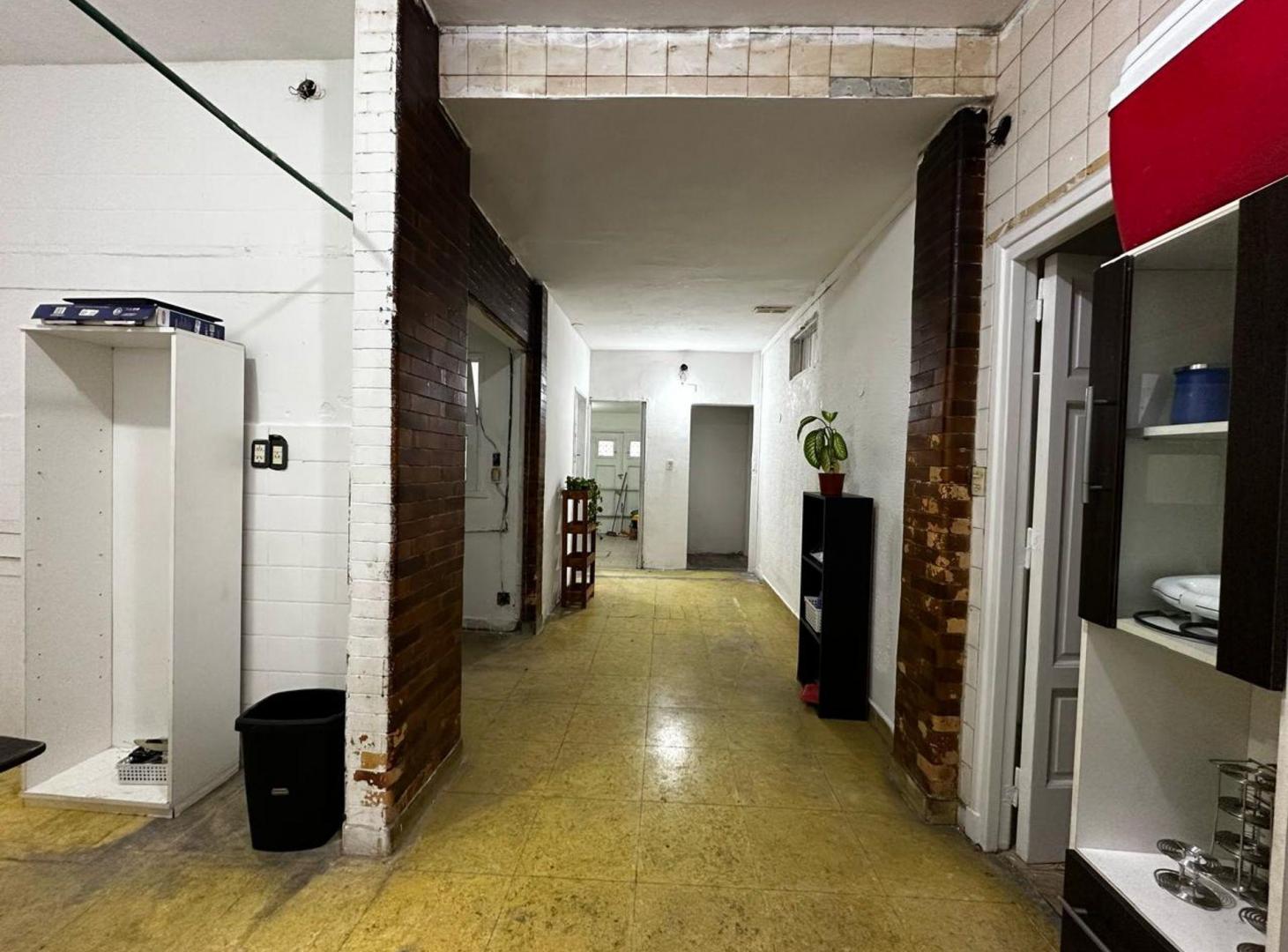 Foto de VENTA - Casa Multifamiliar en Balvanera, imagen 2
