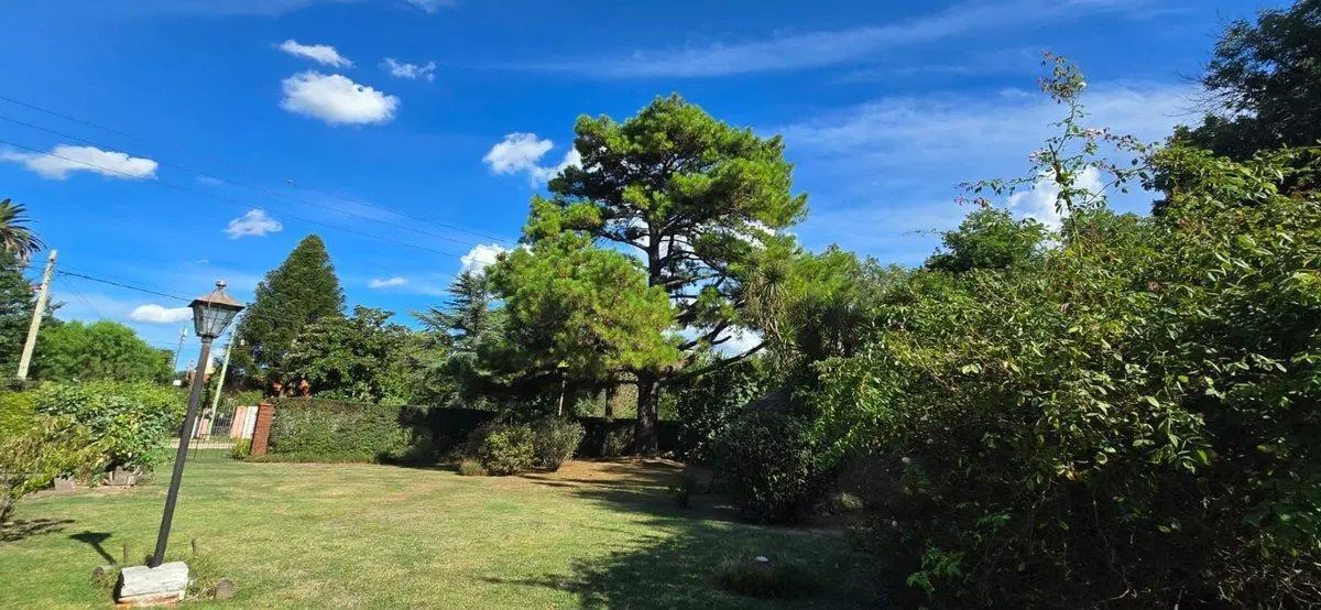 Casa Quinta c/ pileta Lote 1300 m2  La Reja 4