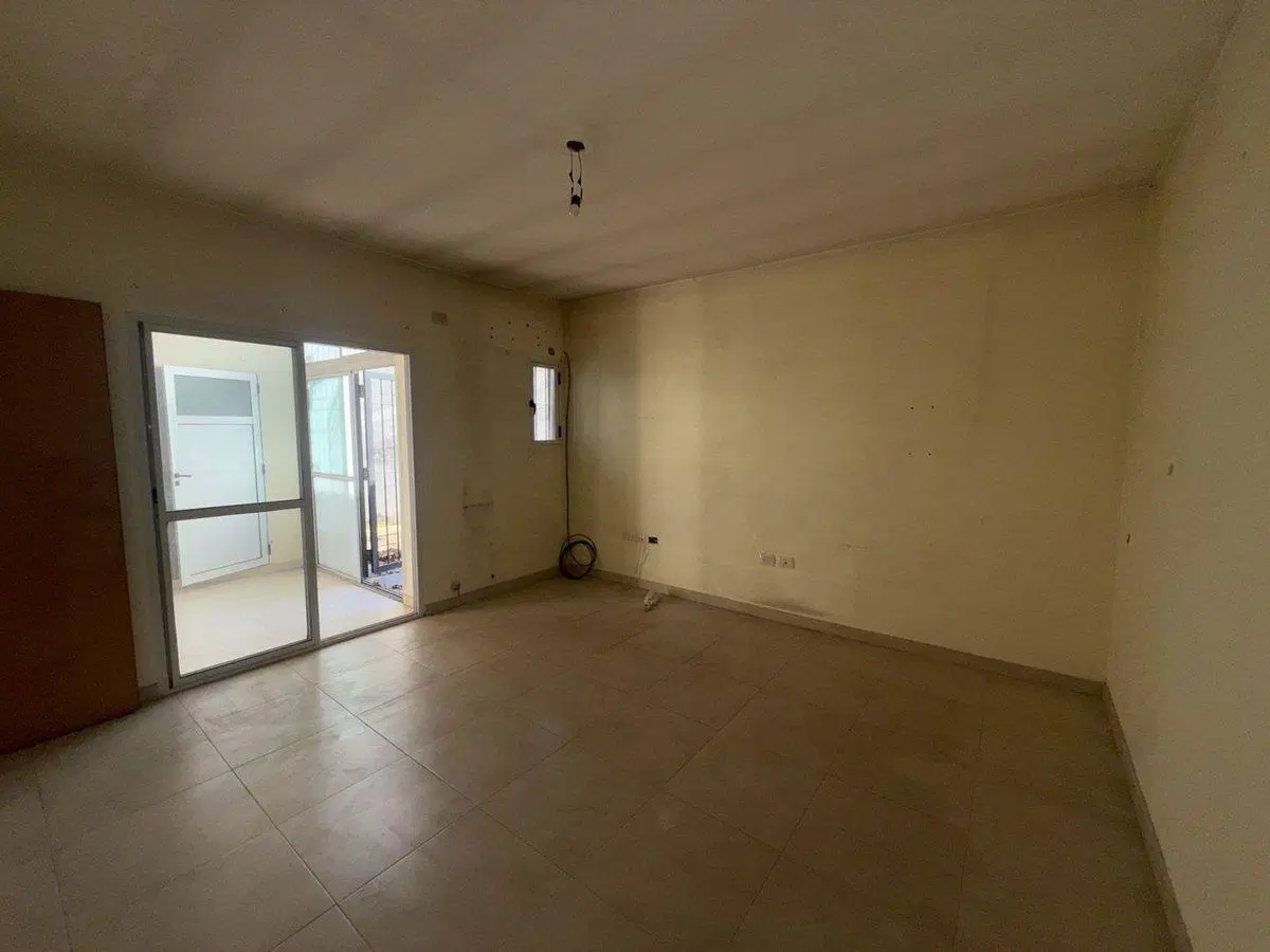 OPORTUNIDAD! Casa en lote propio de 248 m2 5