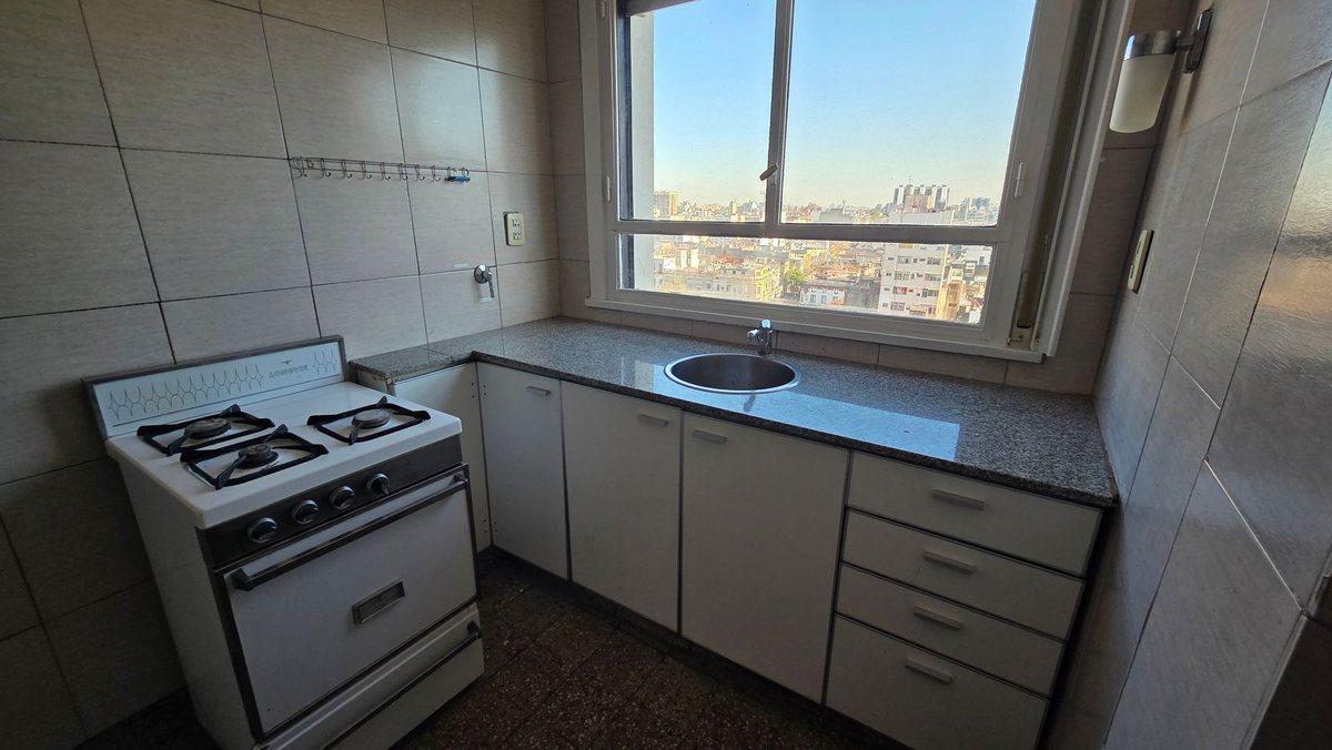Foto de OPORTUNIDAD VENTA DEPTO 2 AMBIENTES BALCONES LUZ, imagen 1