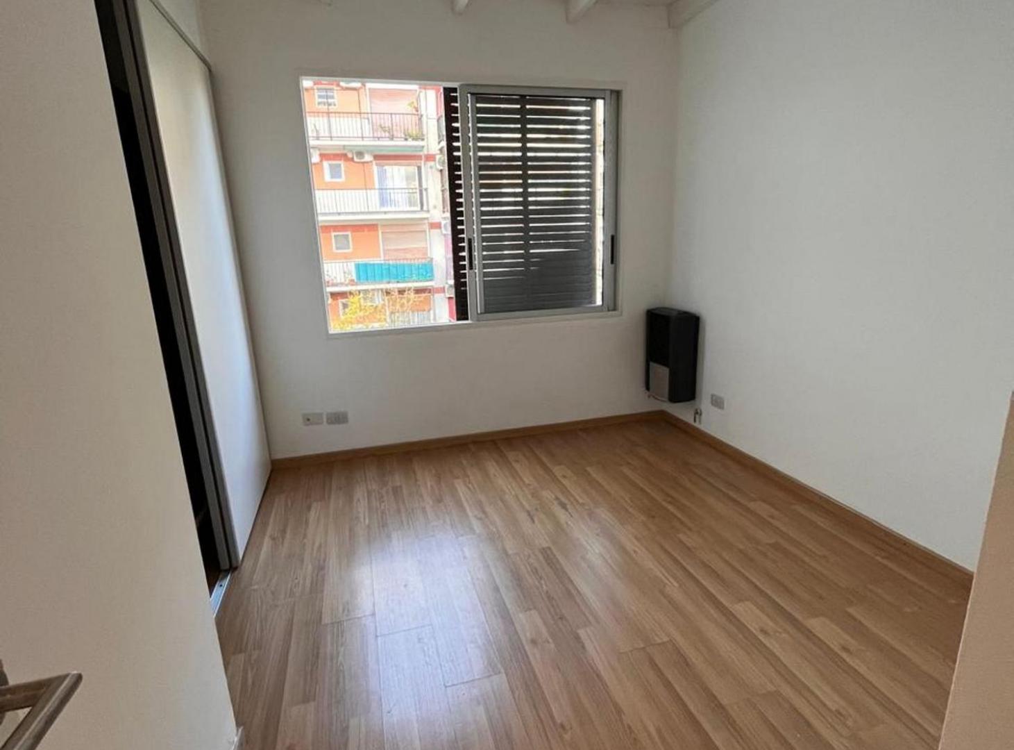 Foto de Alquiler Dúplex 3 Ambientes con Cochera y Balcón, imagen 4