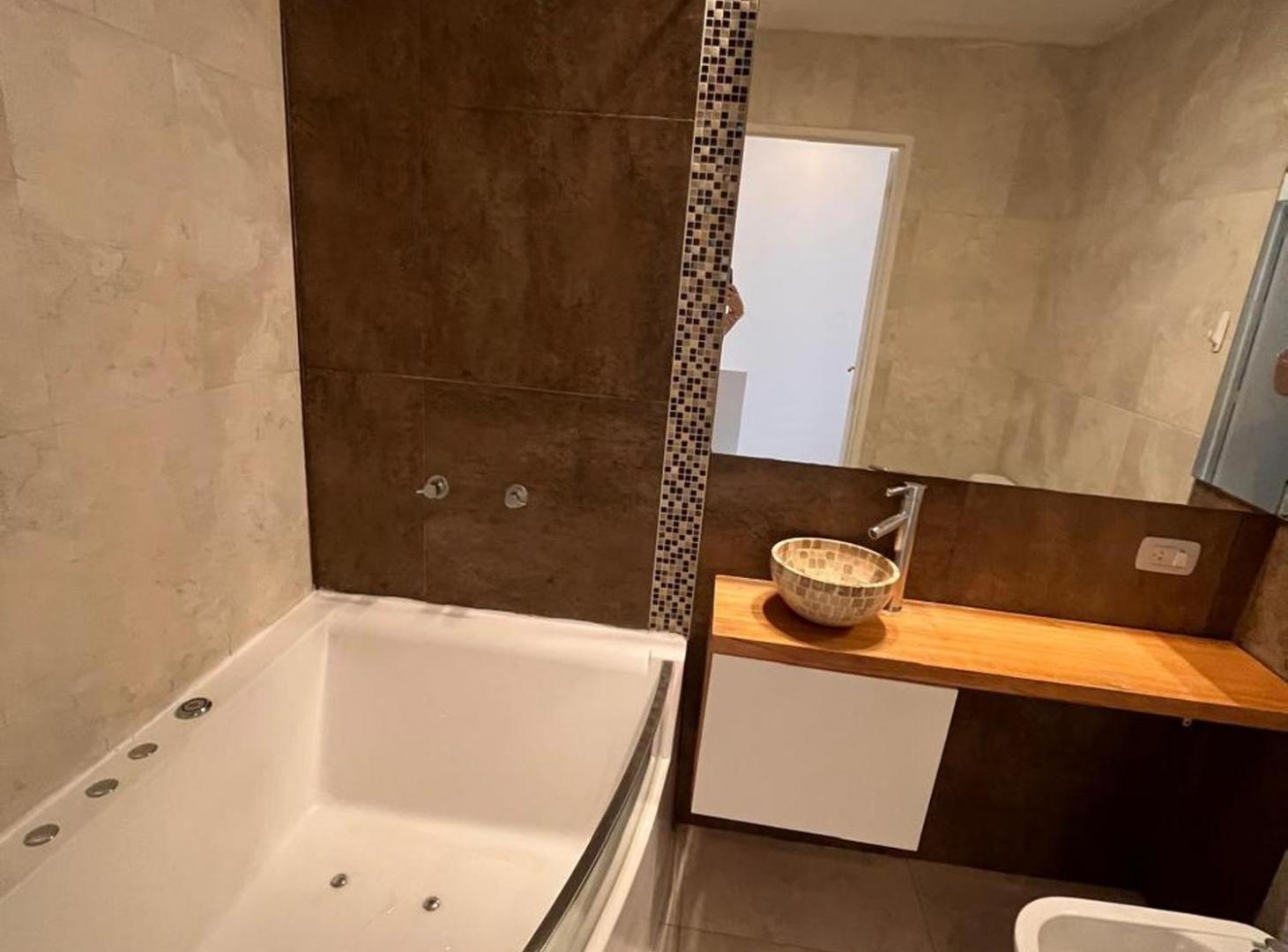 Foto de Alquiler Dúplex 3 Ambientes con Cochera y Balcón, imagen 5