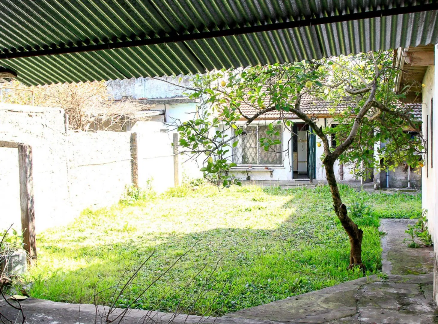 Casa en Venta en Ezeiza con parque 3